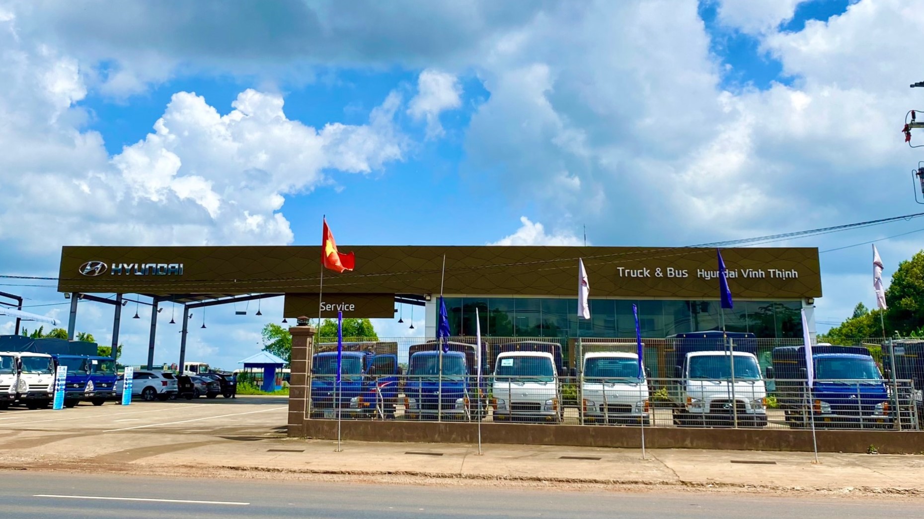 Bình Phước: Đại lí Hyundai Vĩnh Thịnh 